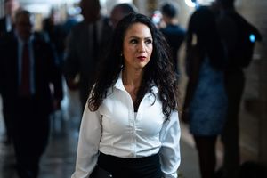 Lauren Boebert denies alleged relationships with staffers: ‘I’m not a lesbian or bisexual’
