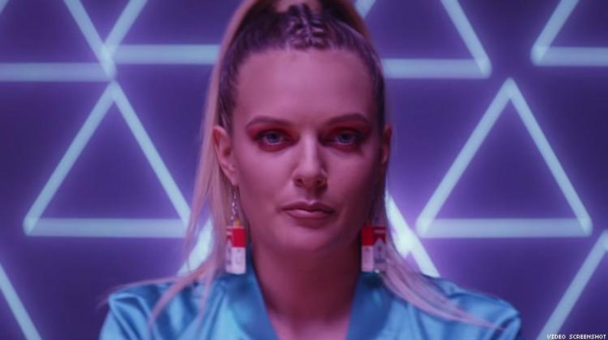 Learn How to Eat Out in Tove Lo’s Music Video for “Bitches”