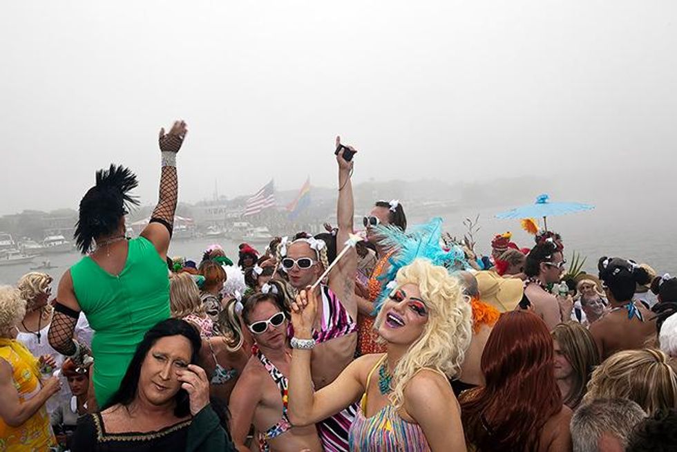 Leaving the Grove to Invade the Pines, 2011