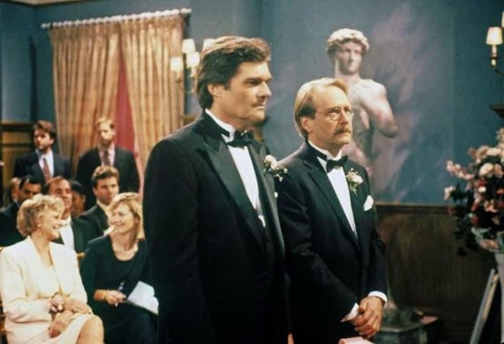 Leon and Scott, "Roseanne" (1995)