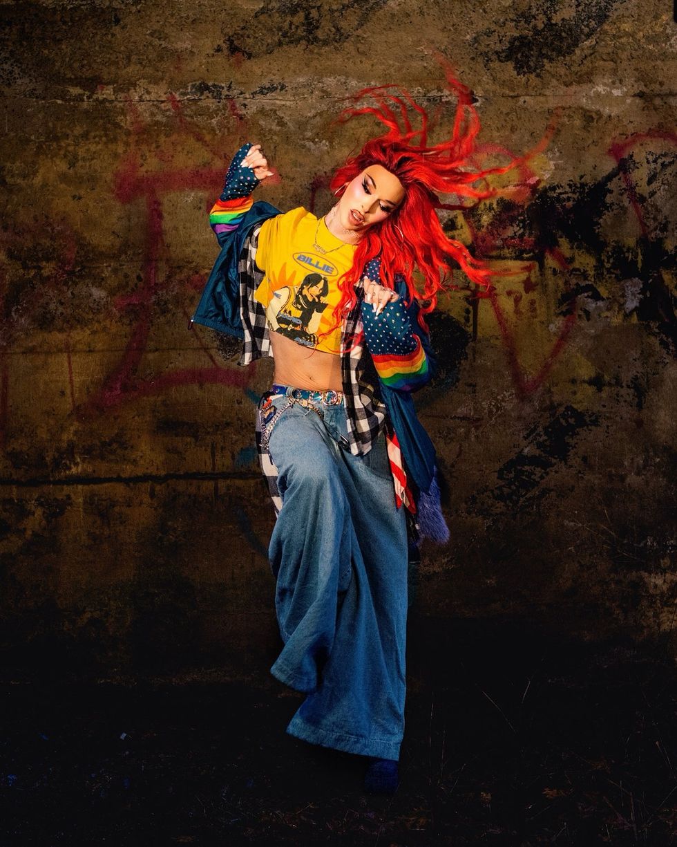 Lexi Love referencing 1990s fashion seen on Yellowjackets