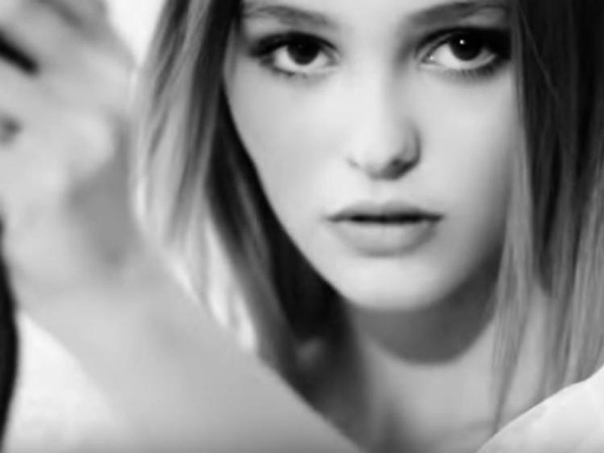Lily Rose Depp Chanel No5 L'Eau Campaign Video