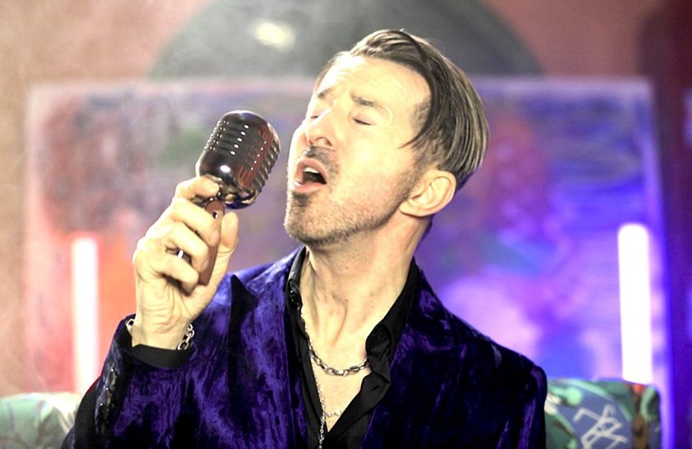 Limahl singing