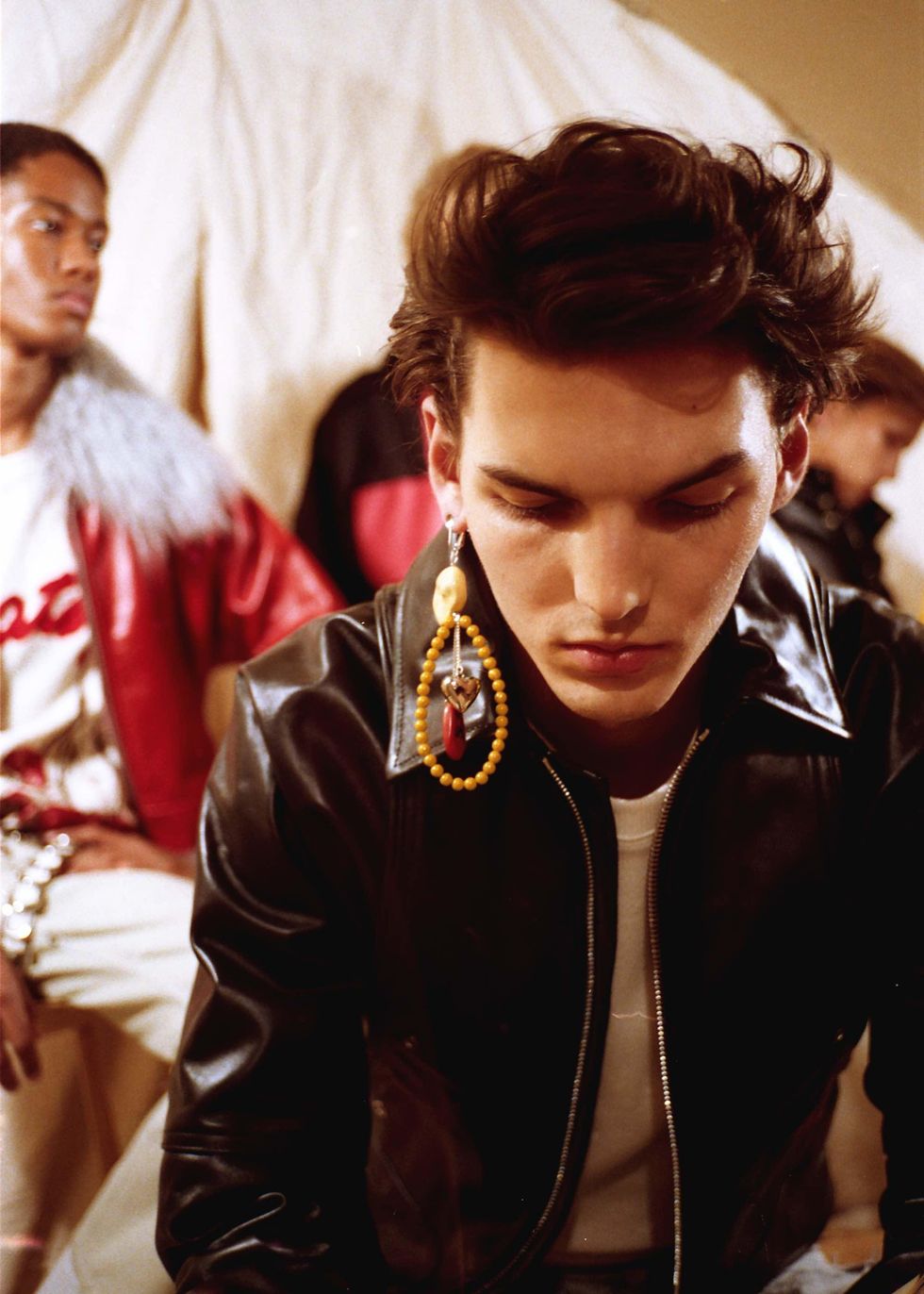 Linder's Sensitive, Sensual Ode to Queer Literature