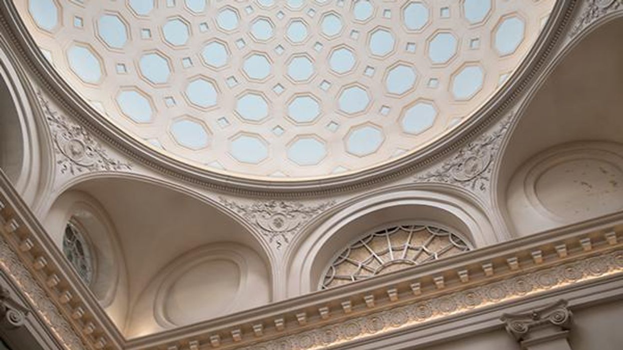 Livestream the Burberry Collection 2017 Fashion Show