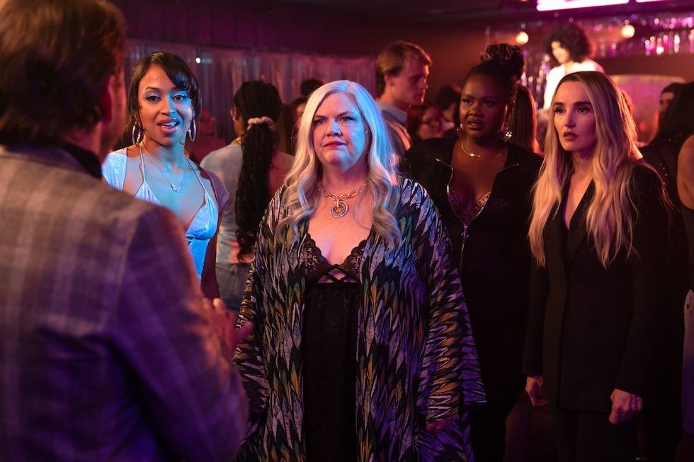 LIZA KOSHY, PAULA PELL, NICOLE BYER, CHLOE FINEMAN in Summer of 69