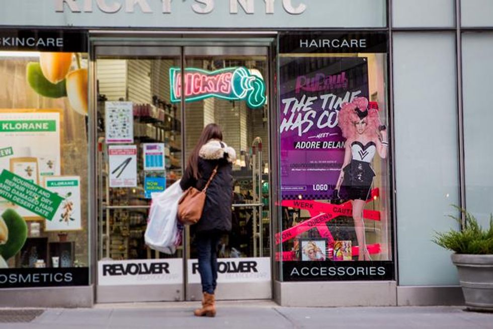 Logotv_rpdrs6_rickys-39th_ copy