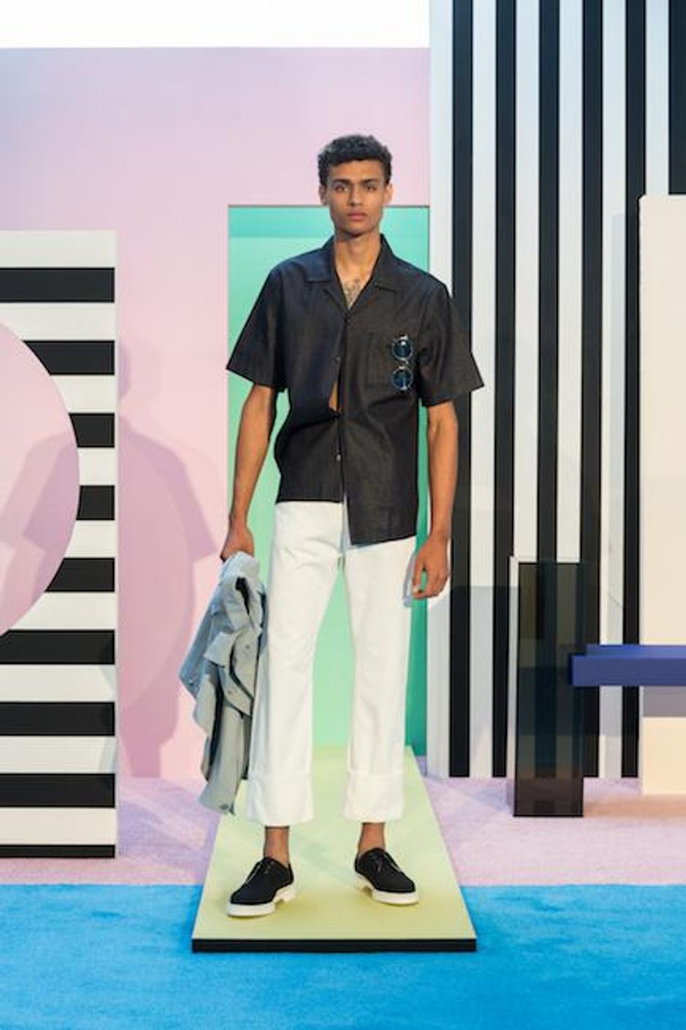 Look 1
