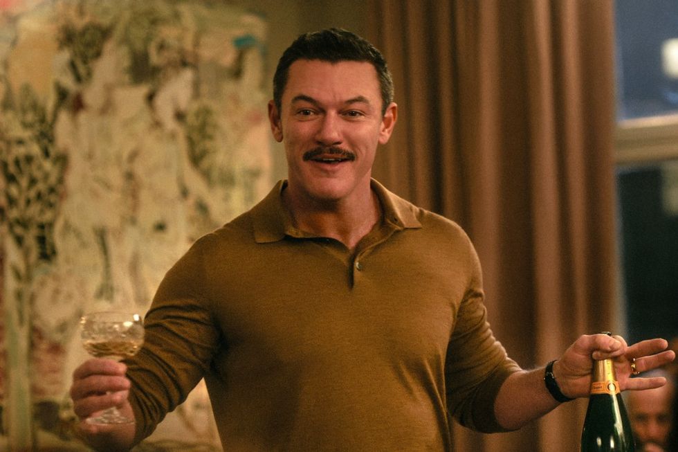 Luke Evans as Oliver in\u00a0Good Grief