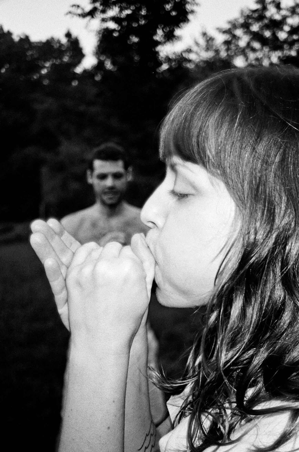 Lylas's Hazy Ode to Summer & Sisterhood