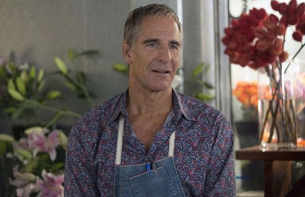 Lynn (Scott Bakula)