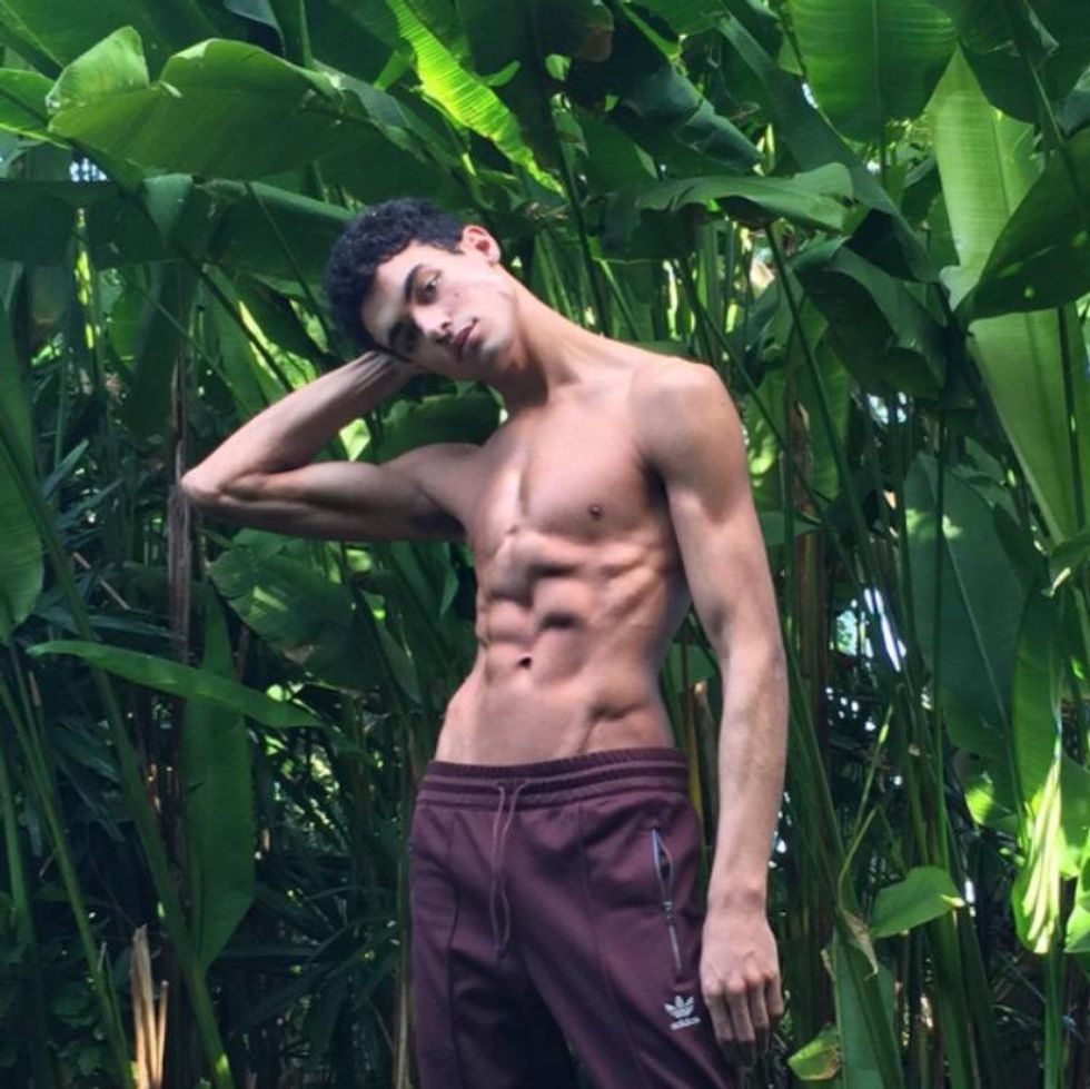 Malik Alain (@oceanshades)