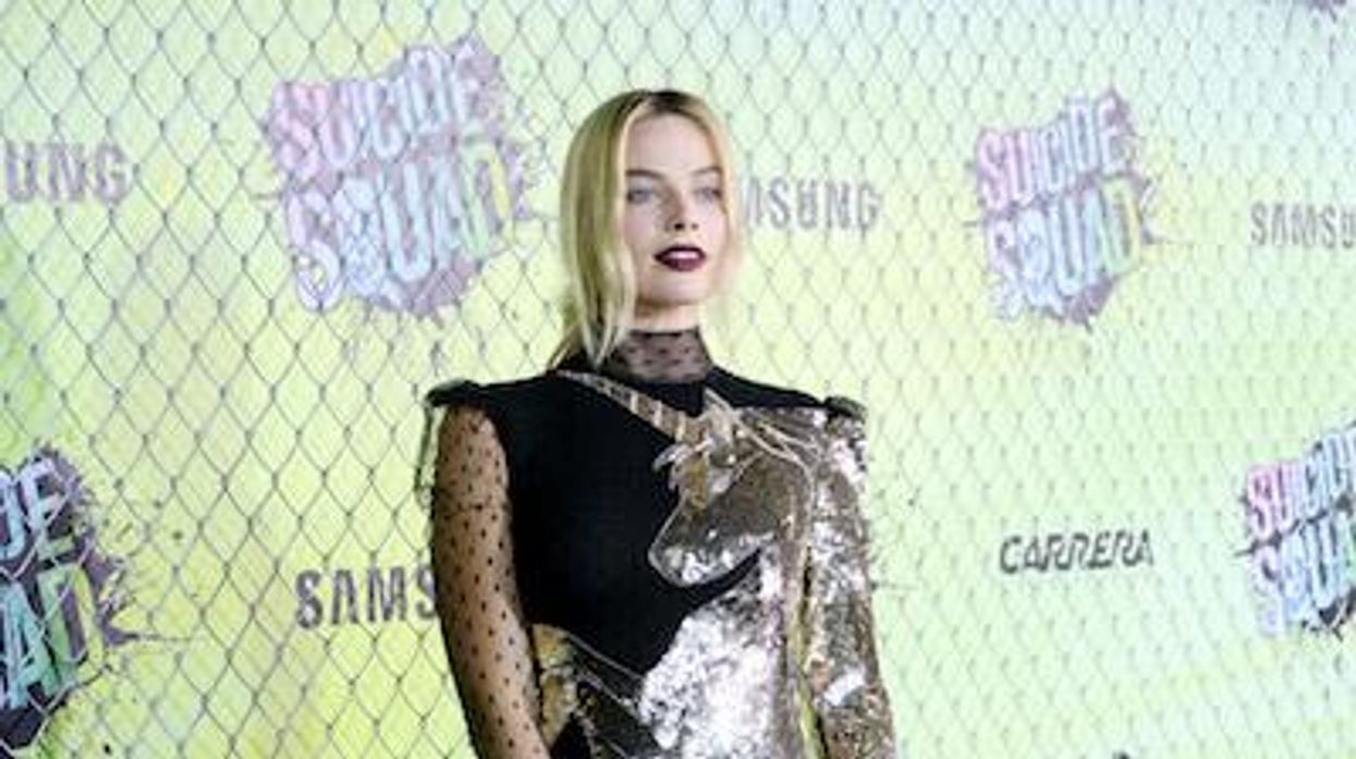 margot-robbie-mcqueen-unicorn-dress