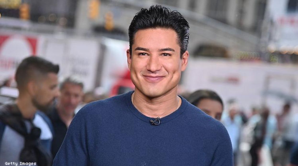 Mario Lopez apologizes for transgender children comments.