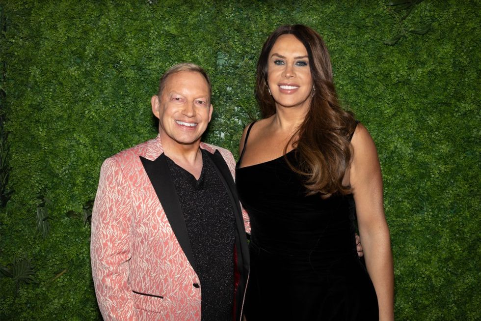 Mark Berryhill and Karla Sof\u00eda Gasc\u00f3n