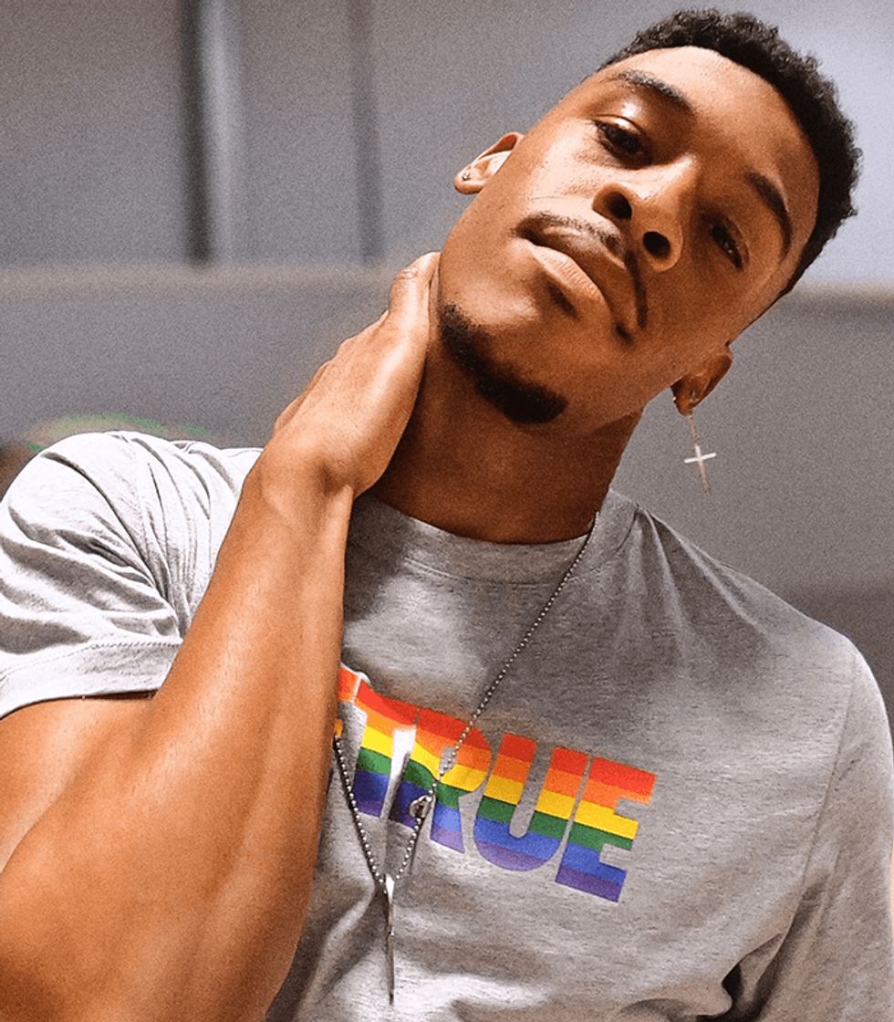 Meet Out Los Angeles Cheerleader Quinton Peron!