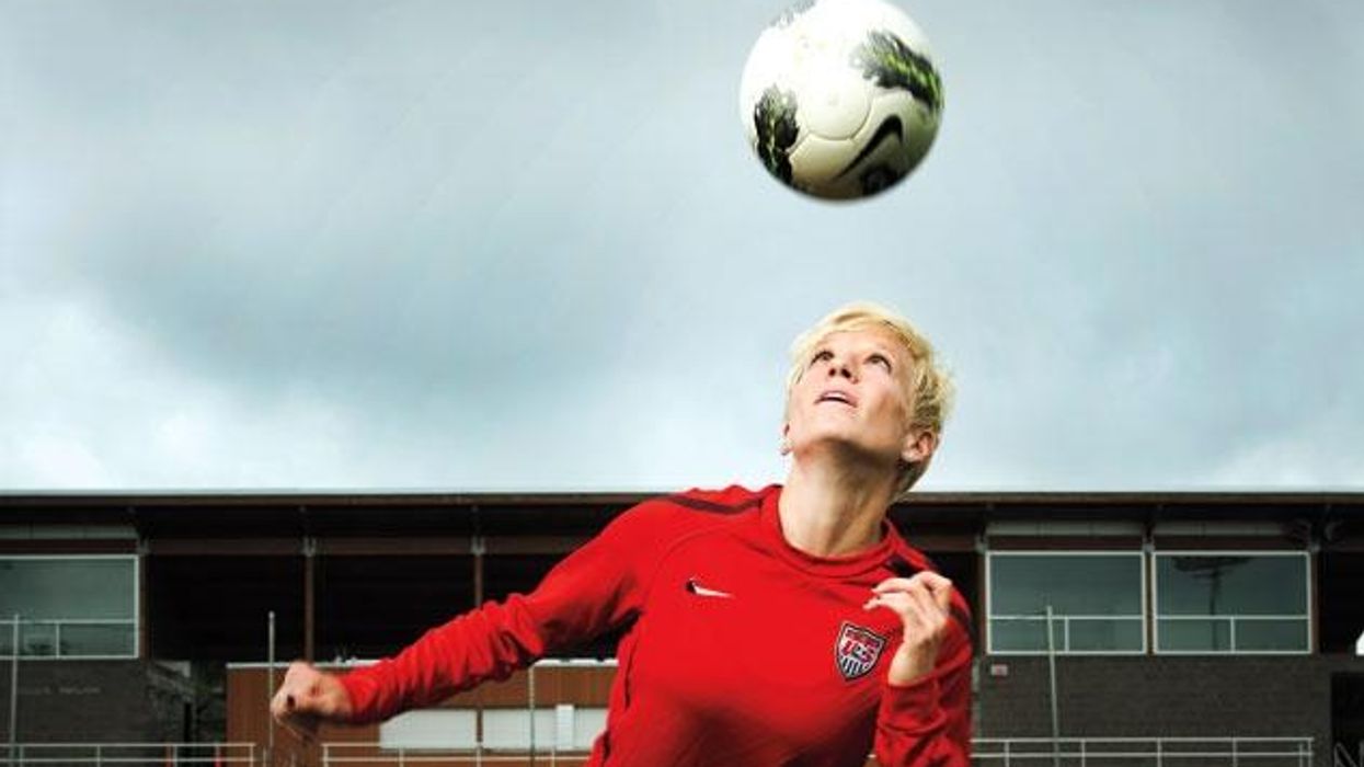 Megan-rapinoe-womens-soccer-lesbian-girlfriend