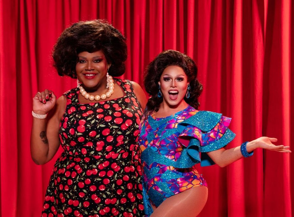 Merrie Cherry & Pixie Aventura