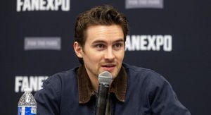 'Obsession' star Michael Johnston wants a 'steamy moment' in his next queer project