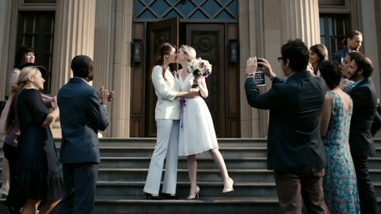 Microsoft-outlook-gay-wedding_0