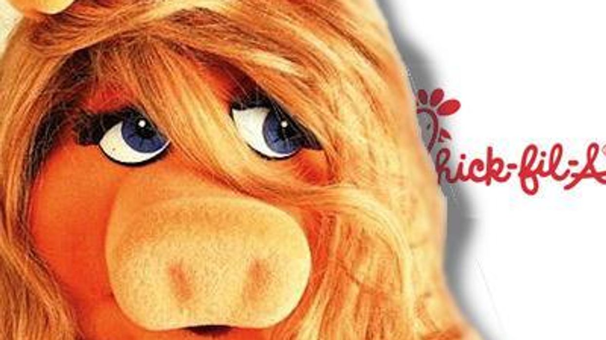 Misspiggy_chikfilax400