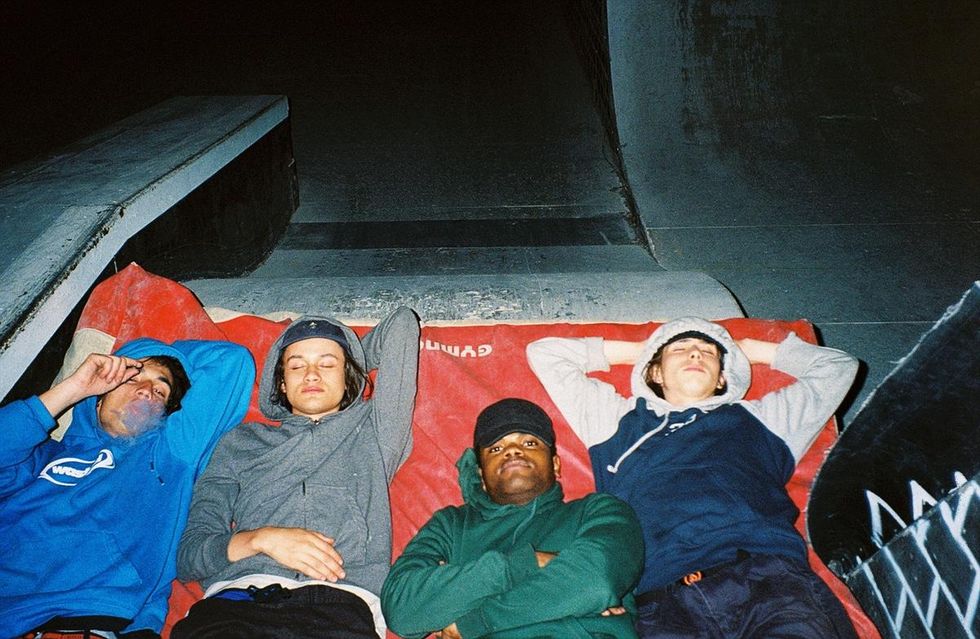 Mitchzacharyxout_02_0