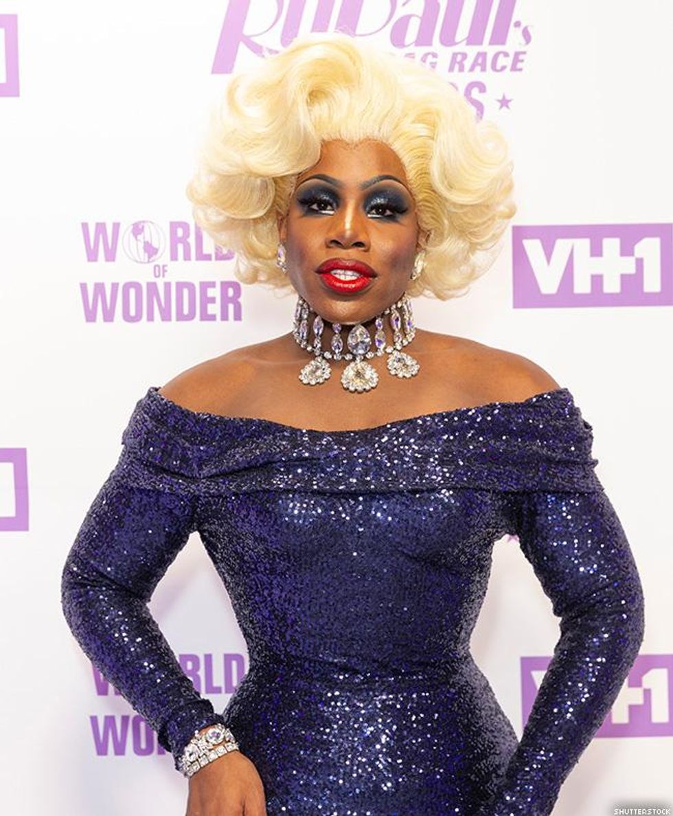 Monet X Change