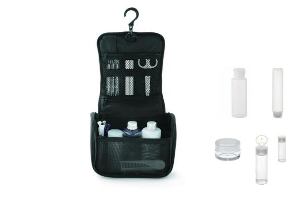 Muji Hanging Bath Case