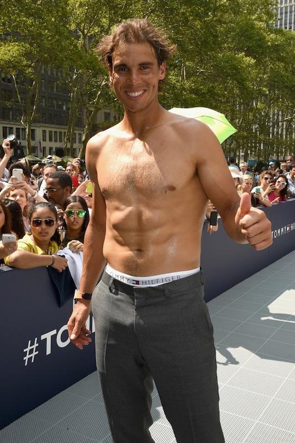 Nadal shirtless