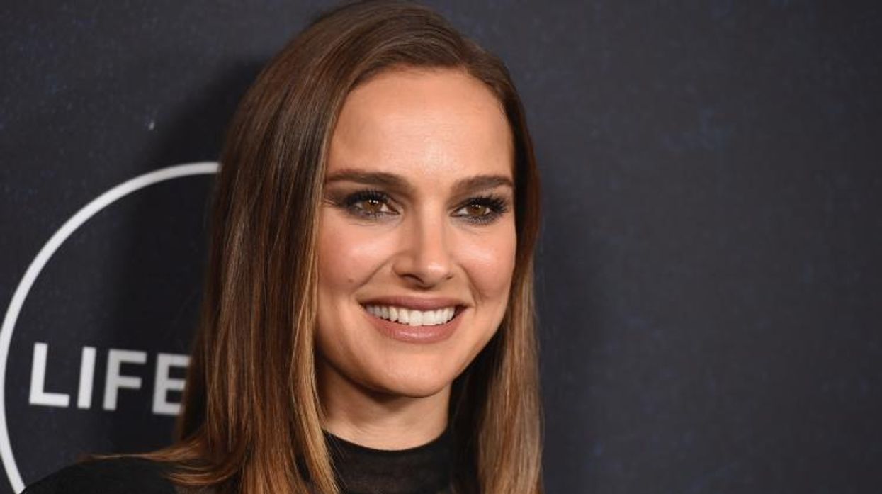 Natalie Portman Speaks About #MeToo & Advises Women to 'Gossip Well'