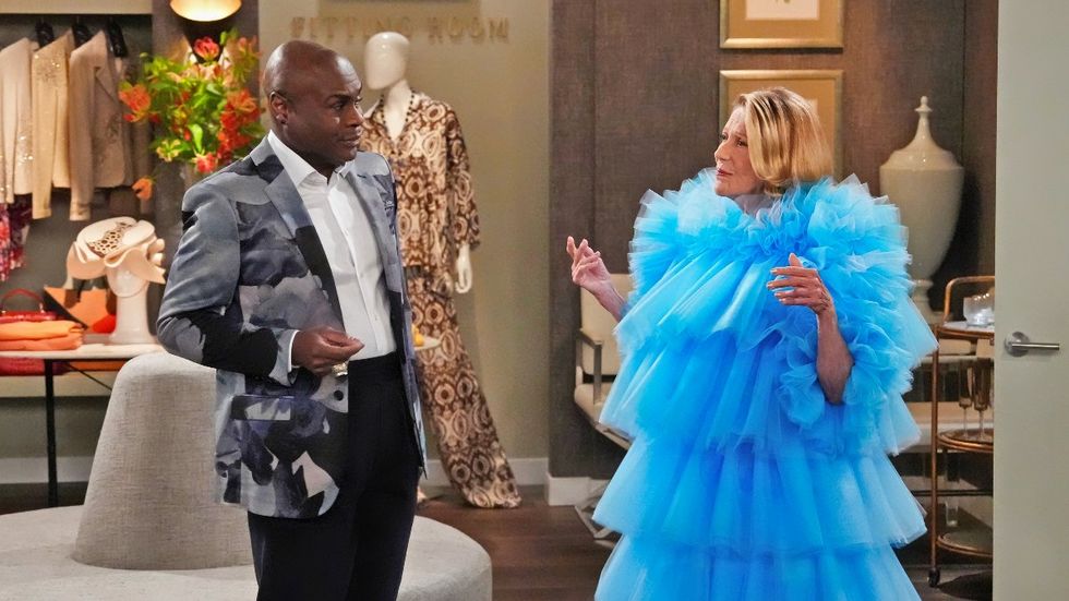 Nathan Lee Graham and Linda Lavin on Mid-Century Modern