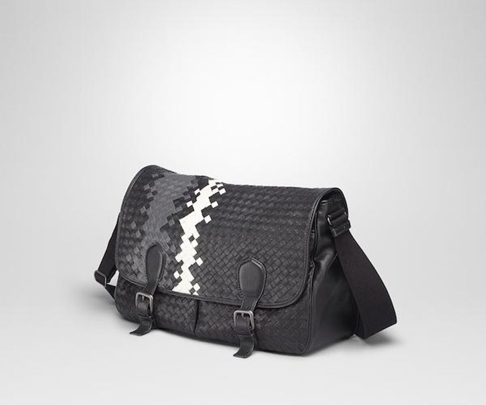 Nero Medium Grey Mist Intrecciato Washed Nappa Gardena Bag