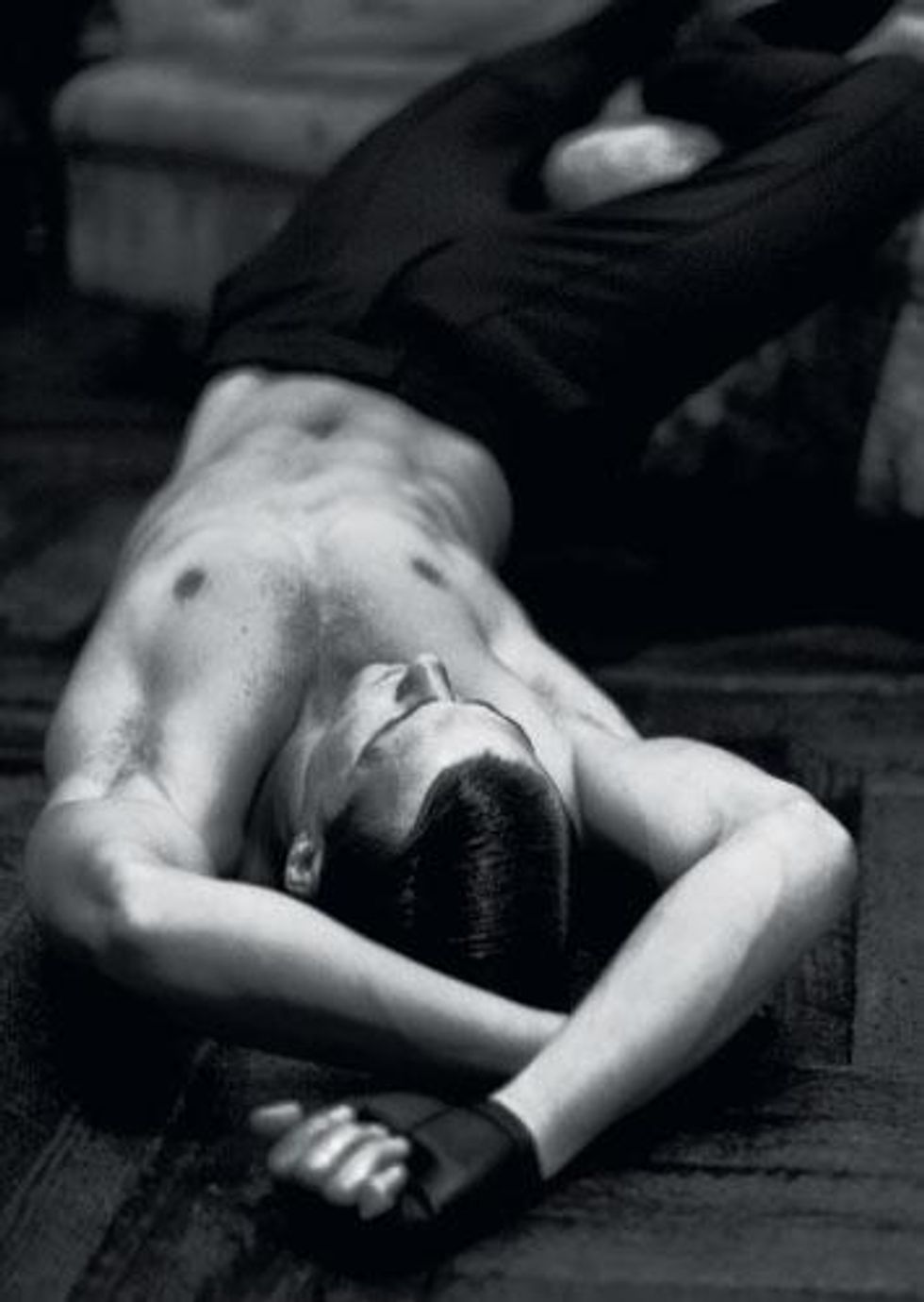 Newton's Law - Mugler