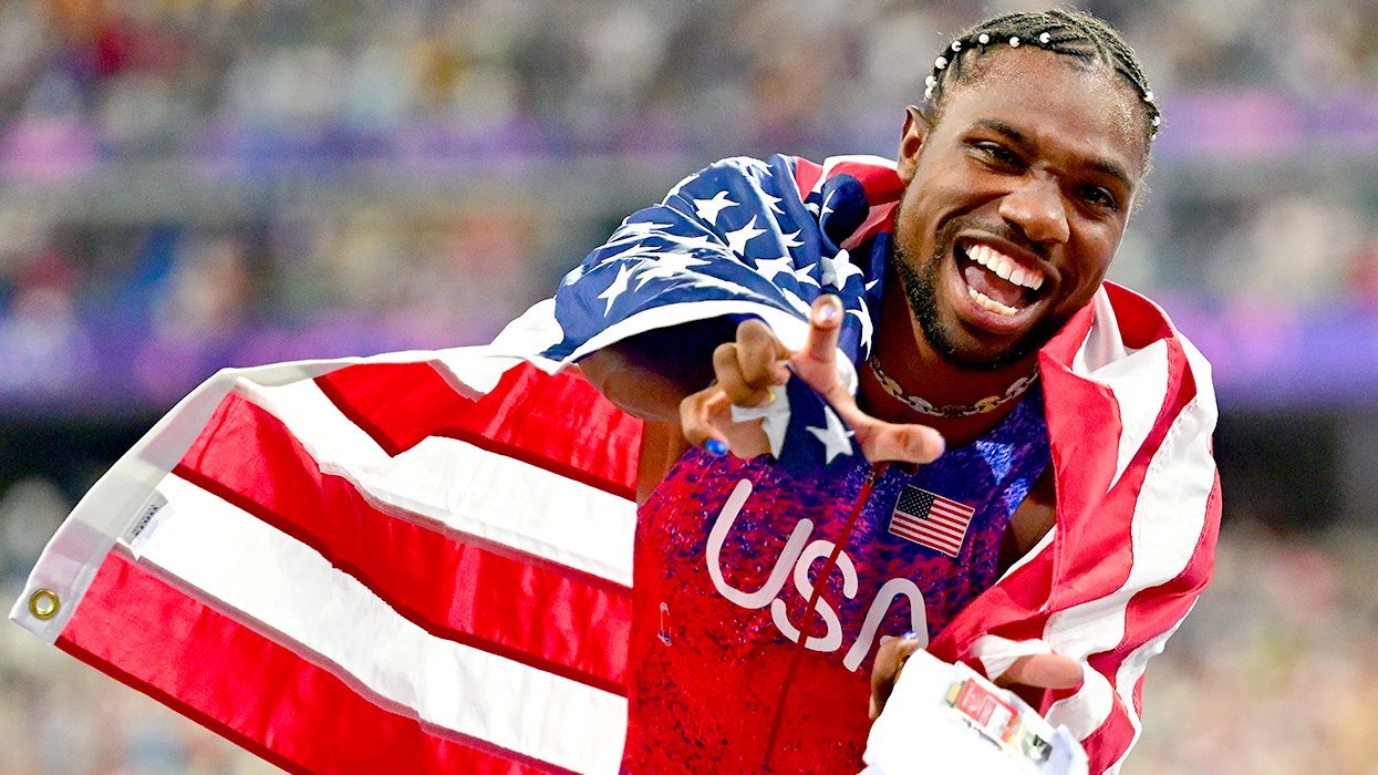 Noah Lyles Team USA win painted nails American flag
