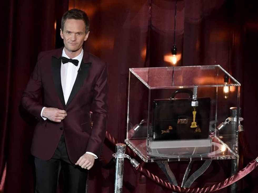NPH Oscar Box