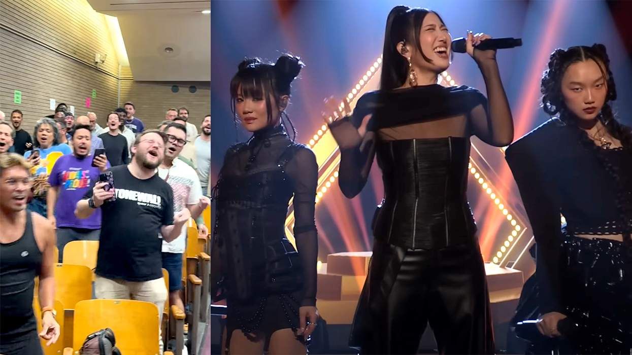 NYC GMC singing tribute to Golden by KPop Demon Hunters singers EJAE Audrey Nuna Rei Ami