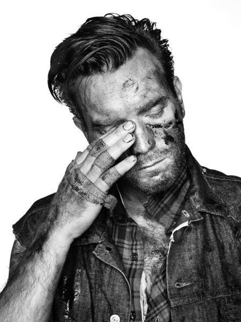 On kissing Jonathan Rhys-Meyer in 'Velvet Goldmine'