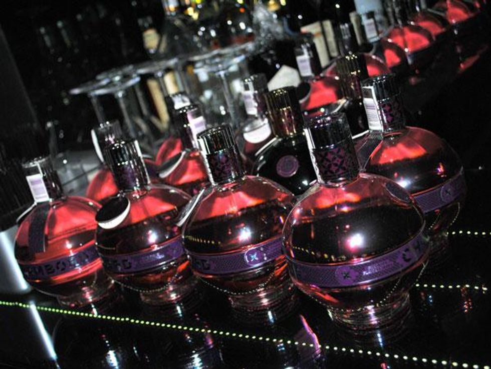 'Out' Celebrates Love (Issue)