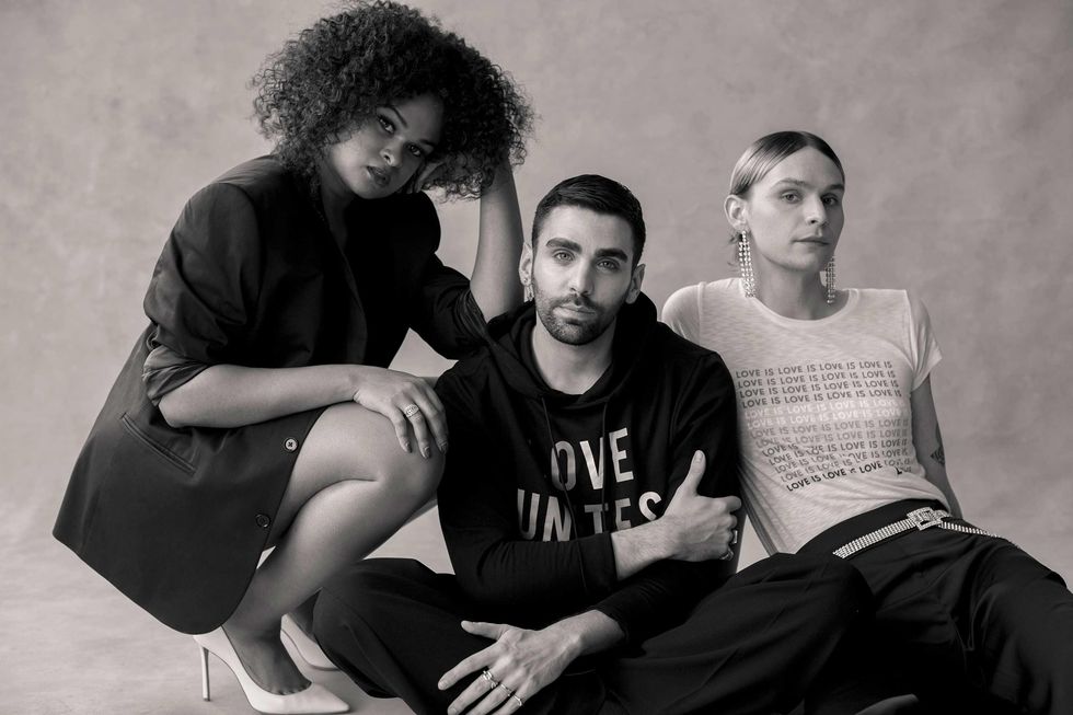 Out_pride_h83a2902_web