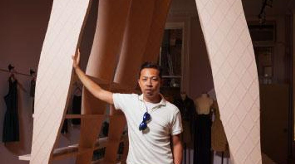 Out100_2012_humbertoleon