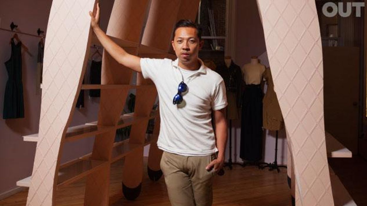 Out100_2012_humbertoleonxcr_0