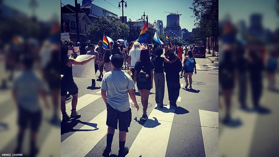 Parade-wendi-cooper-02x750