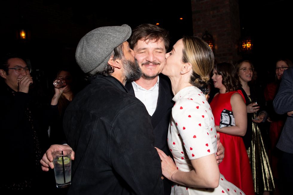 pedro pascal sarah paulson