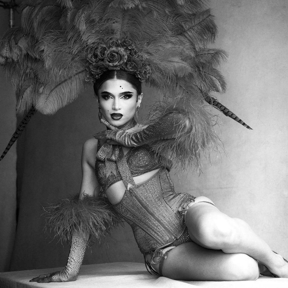 photo gallery artist series Jimi Urquiaga Creative Director Photo Stylist