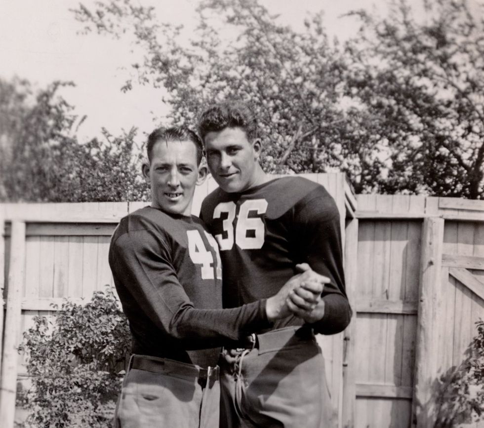 photo gallery book preview Loving II Photographic History of Men in Love from 1850s through 1950s