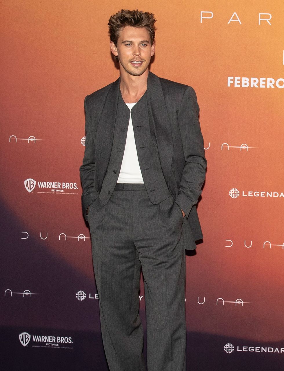 photo gallery Dune 2 movie premiers world tour cast fashion Austin Butler