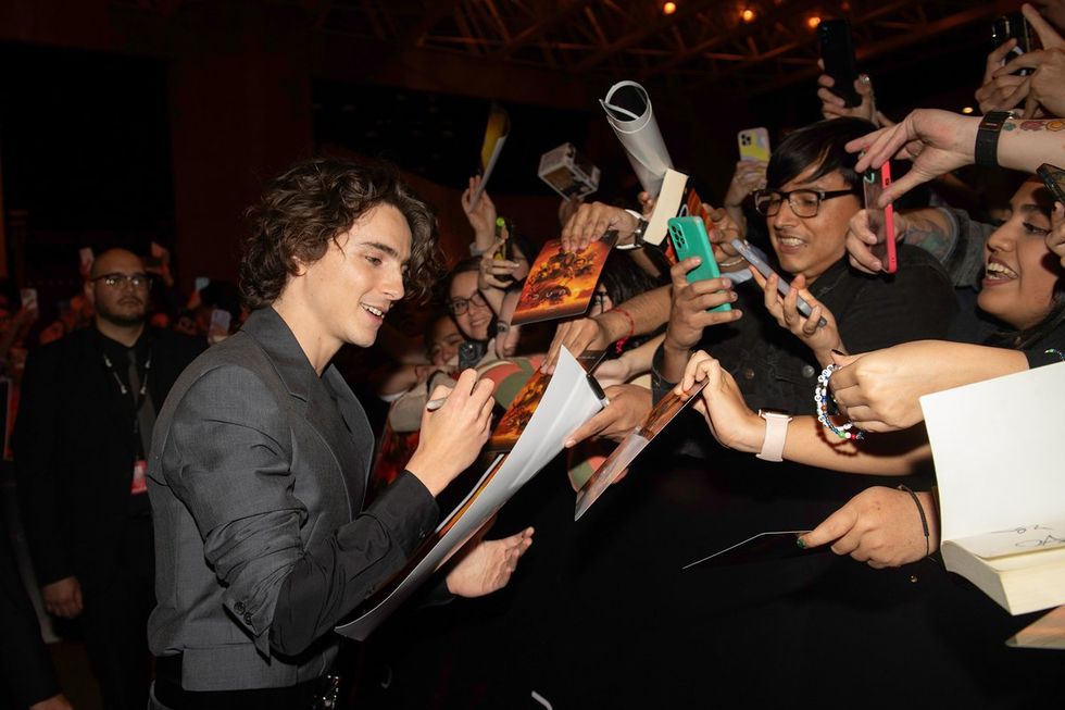 photo gallery Dune 2 movie premiers world tour cast fashion Timothee Chalamet