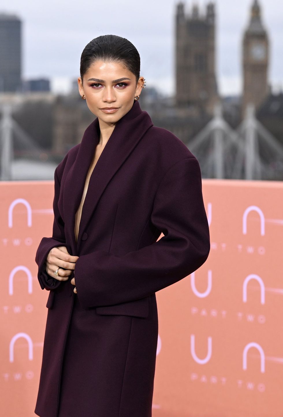 photo gallery Dune 2 movie premiers world tour cast fashion Zendaya