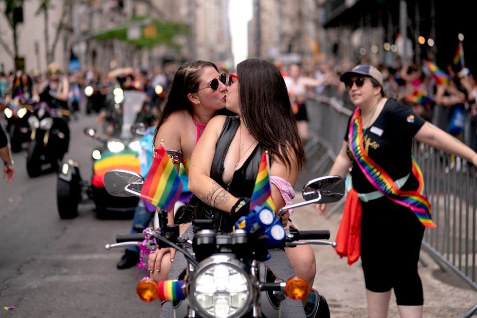 photo gallery NYC lgbtq pride 2024