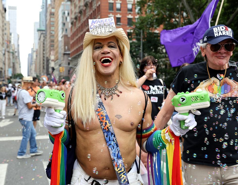 photo gallery NYC lgbtq pride 2024